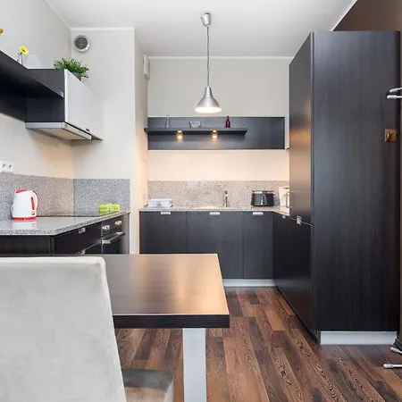 Platinum Inowroclawska By Renters Appartamento